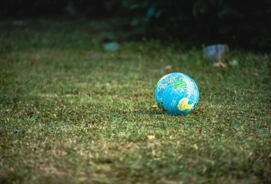 Air Climat Energie - ballon globe terrestre nature