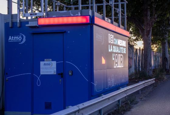 Habillage et éclairage de la station de mesures Lyon Périphétique
